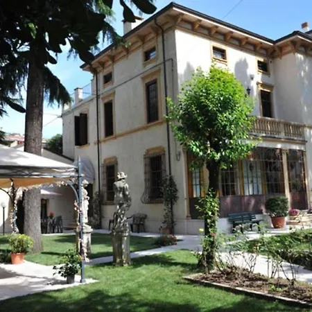 Gloria * Verona